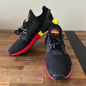 Brand new- Men’s Adidas AG Trefoil logo and the 3 stripes mark